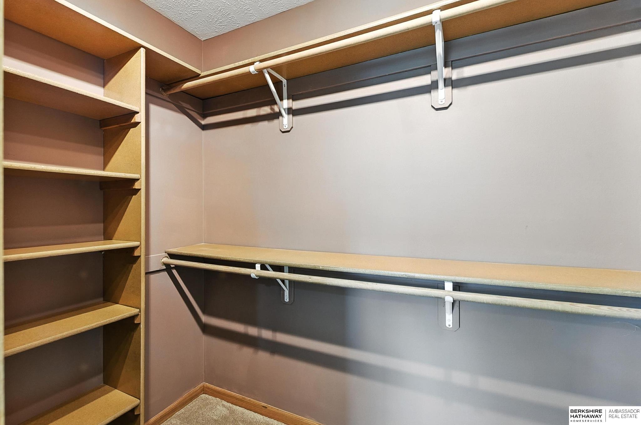 Omaha, Nebraska 68154, United States, 4 Bedrooms Bedrooms, ,3 BathroomsBathrooms,Residential,Pending,159937