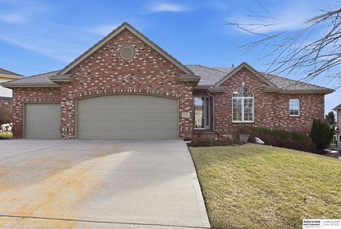 Photo of 3110 N 158th Plaza Circle, Omaha, NE 68116 (MLS # 22601793)