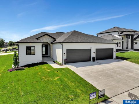 Photo of 4224 Sundrop Court, Lincoln, NE 68516 (MLS # 22602293)