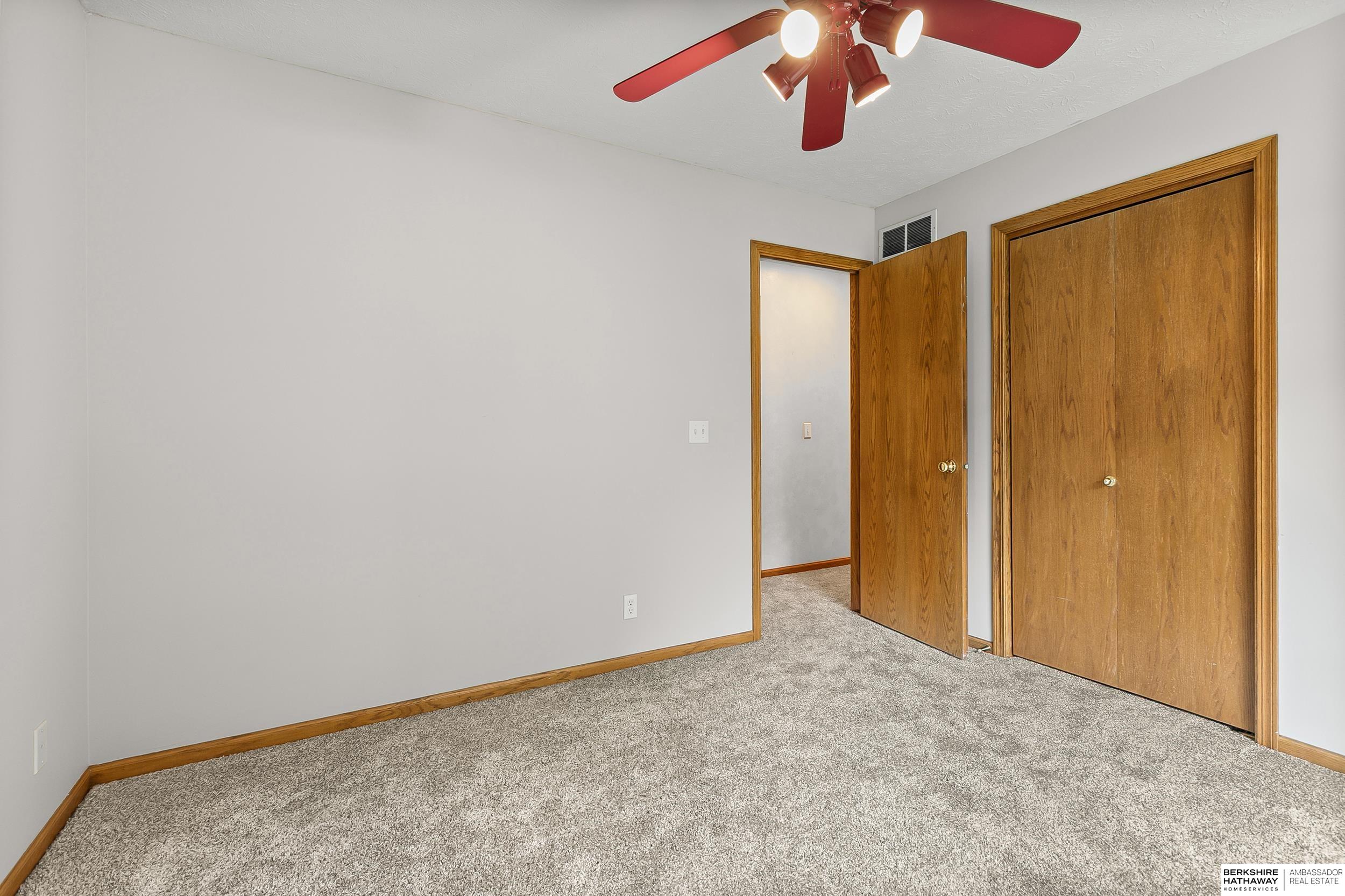 Lincoln, Nebraska 68516, United States, 3 Bedrooms Bedrooms, ,3 BathroomsBathrooms,Residential,Active,179835