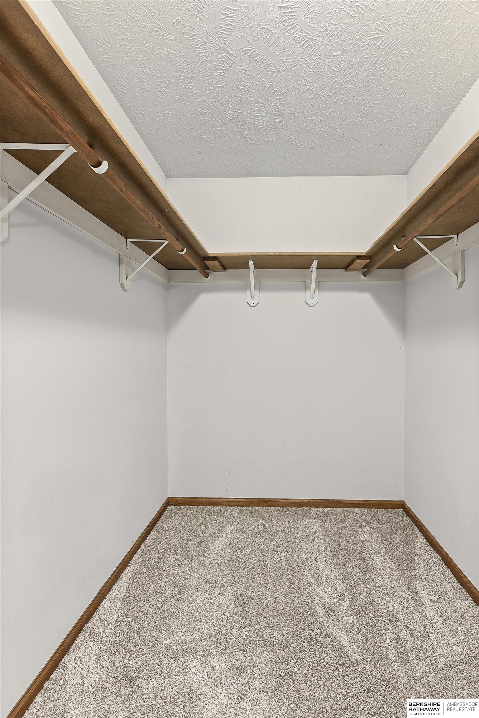 Lincoln, Nebraska 68516, United States, 3 Bedrooms Bedrooms, ,3 BathroomsBathrooms,Residential,Active,179835