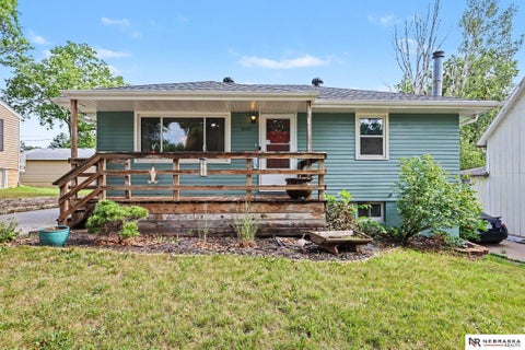 Photo of 4920 Hillside Street, Lincoln, NE 68506 (MLS # 22620663)