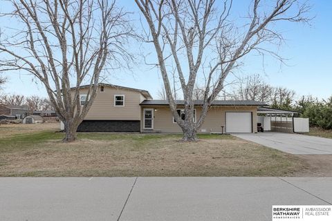 Photo of 4236 Pacific Avenue, Fremont, NE 68025 (MLS # 22608539)
