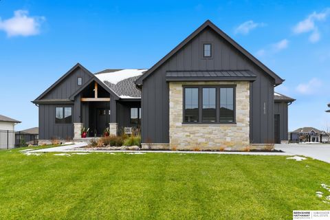 Photo of 11610 S 117th Street, Papillion, NE 68046 (MLS # 22534676)