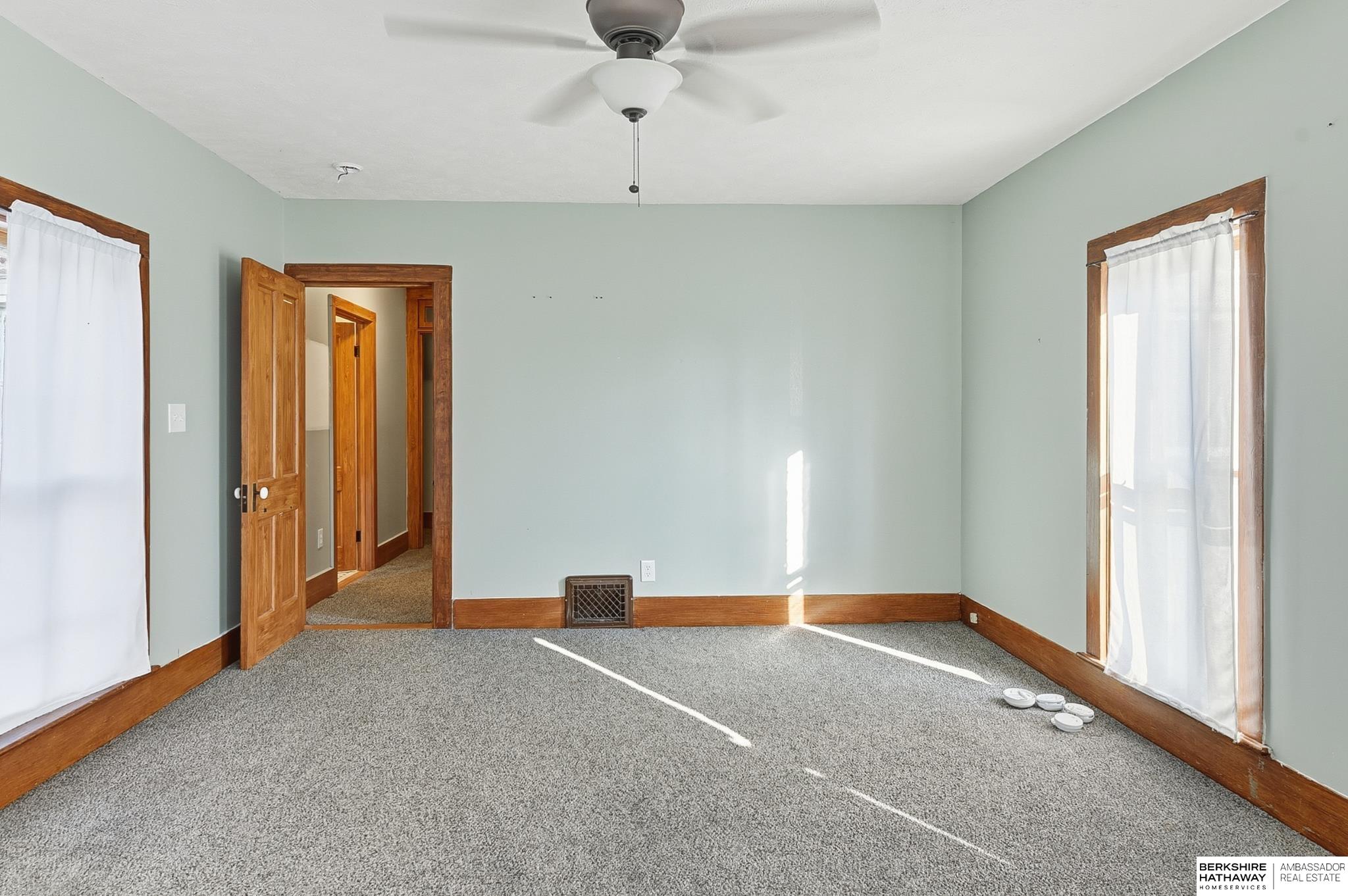 Louisville, Nebraska 68037, United States, 4 Bedrooms Bedrooms, ,2 BathroomsBathrooms,Residential,Active,229511