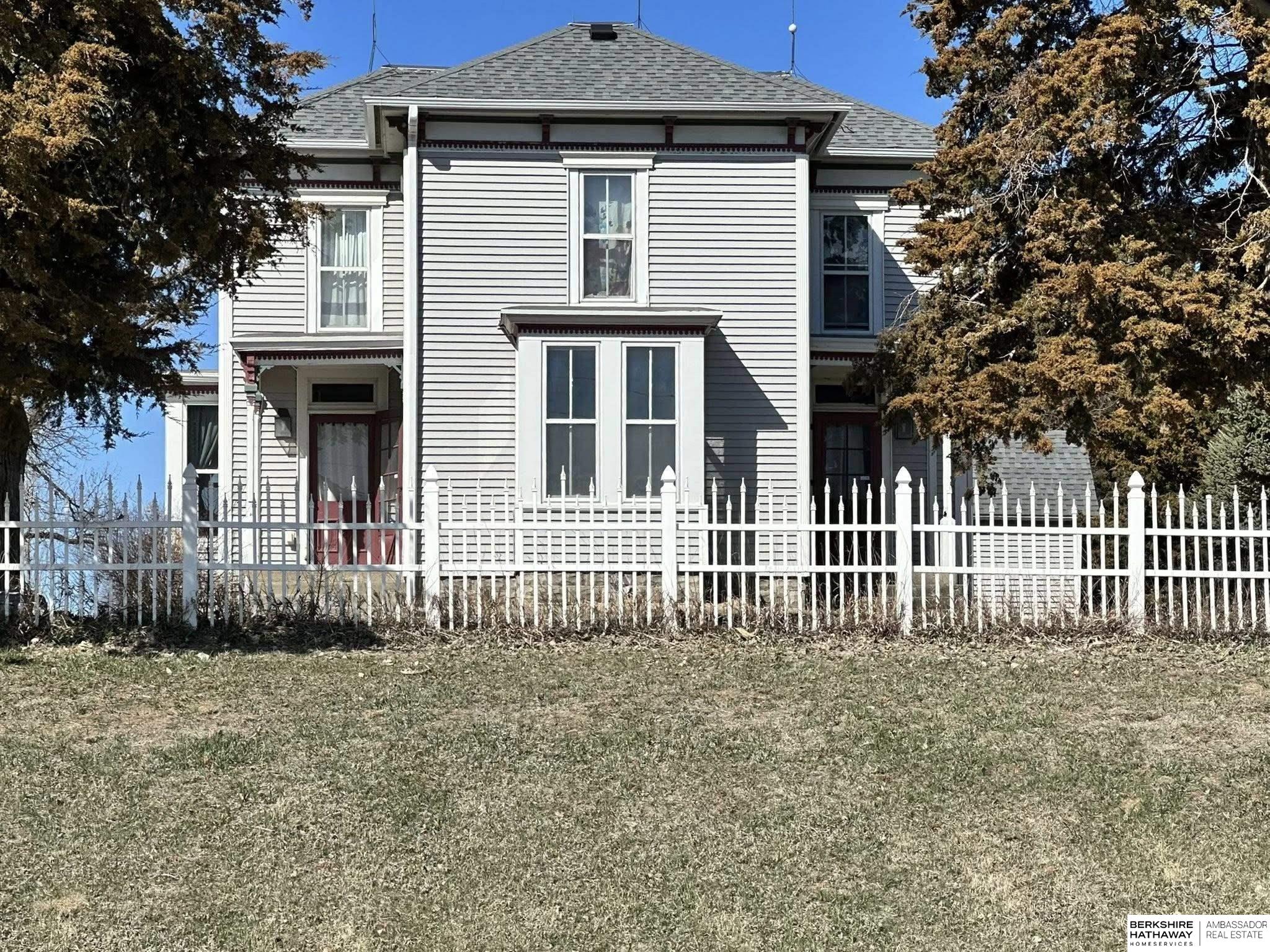 Louisville, Nebraska 68037, United States, 4 Bedrooms Bedrooms, ,2 BathroomsBathrooms,Residential,Active,229511