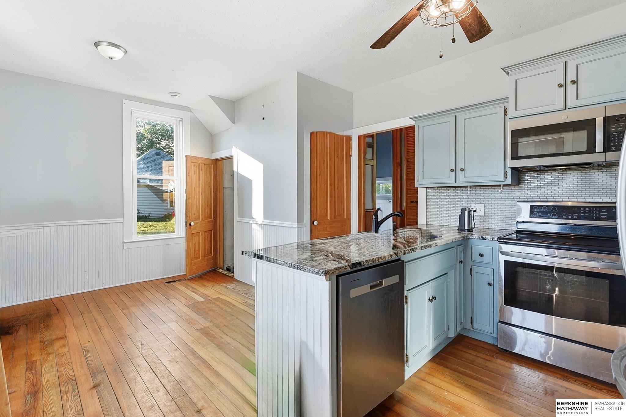 Louisville, Nebraska 68037, United States, 4 Bedrooms Bedrooms, ,2 BathroomsBathrooms,Residential,Active,229511