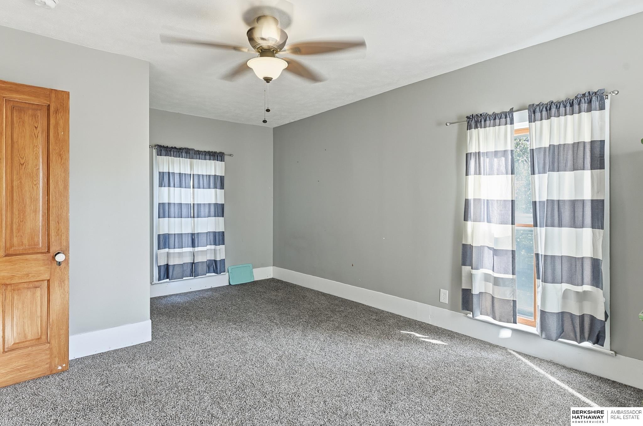 Louisville, Nebraska 68037, United States, 4 Bedrooms Bedrooms, ,2 BathroomsBathrooms,Residential,Active,229511