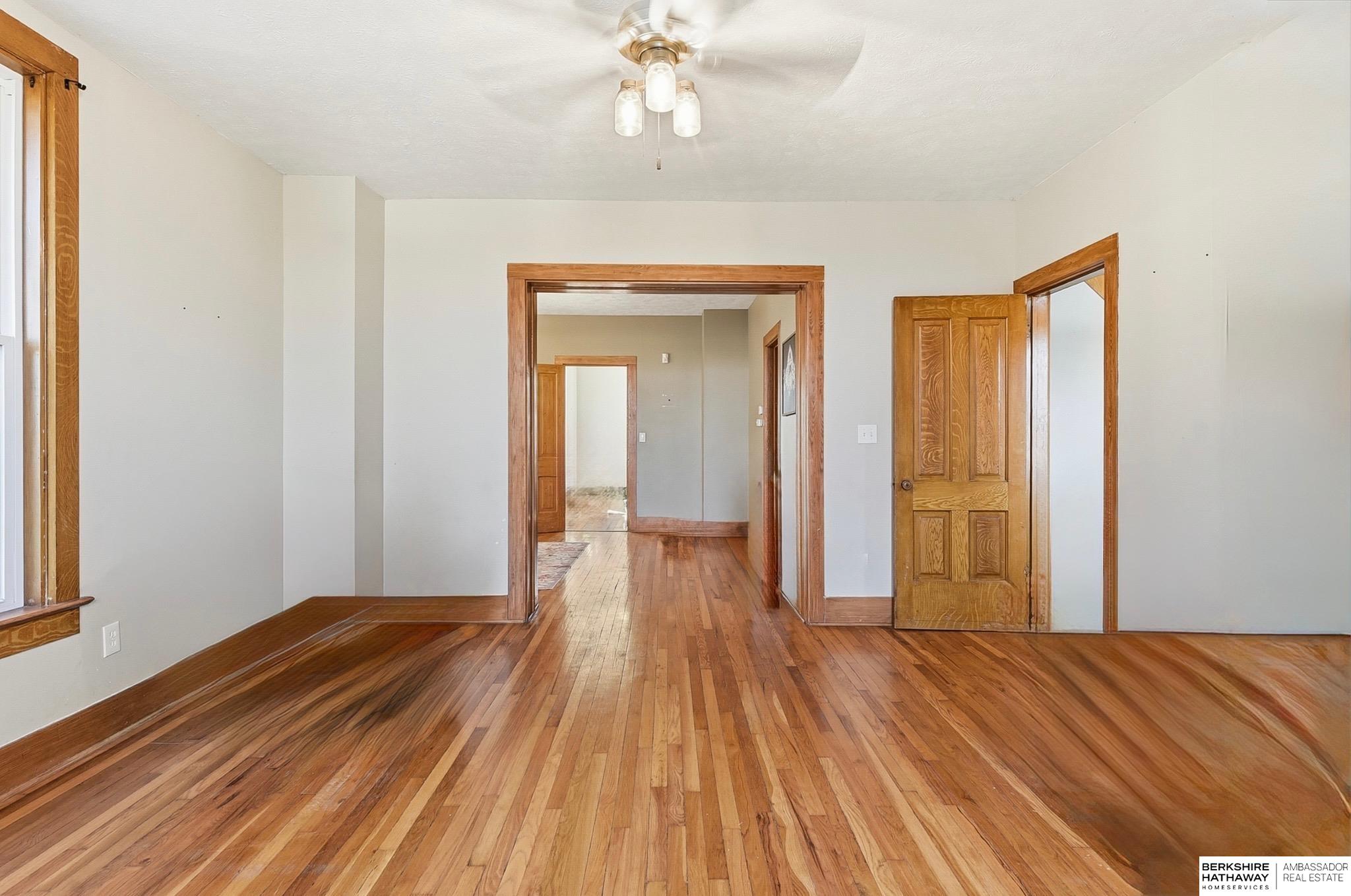 Louisville, Nebraska 68037, United States, 4 Bedrooms Bedrooms, ,2 BathroomsBathrooms,Residential,Active,229511