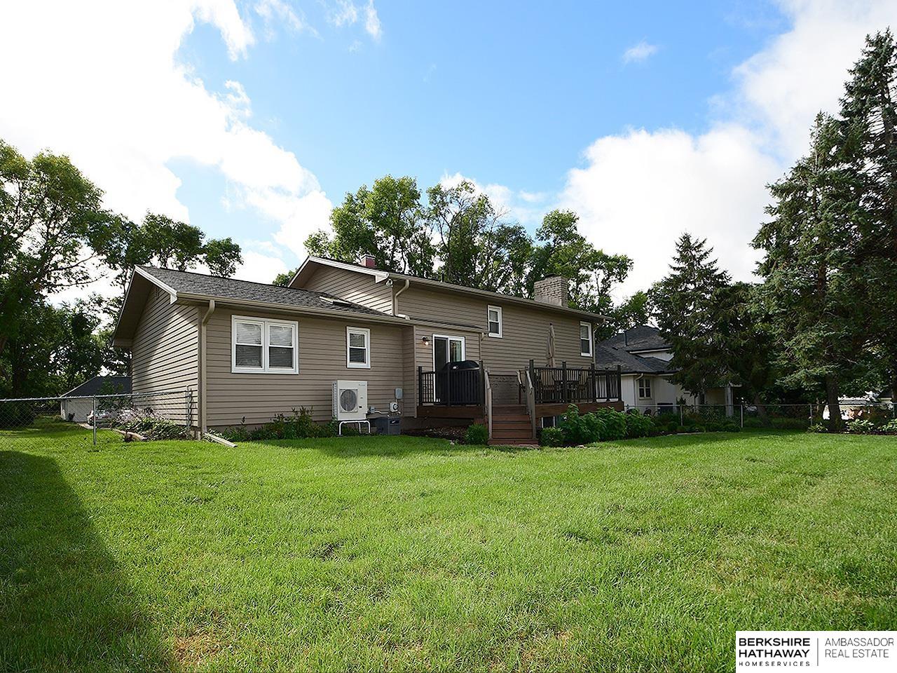 Omaha, Nebraska 68144, United States, 4 Bedrooms Bedrooms, ,2 BathroomsBathrooms,Residential,Pending,224091