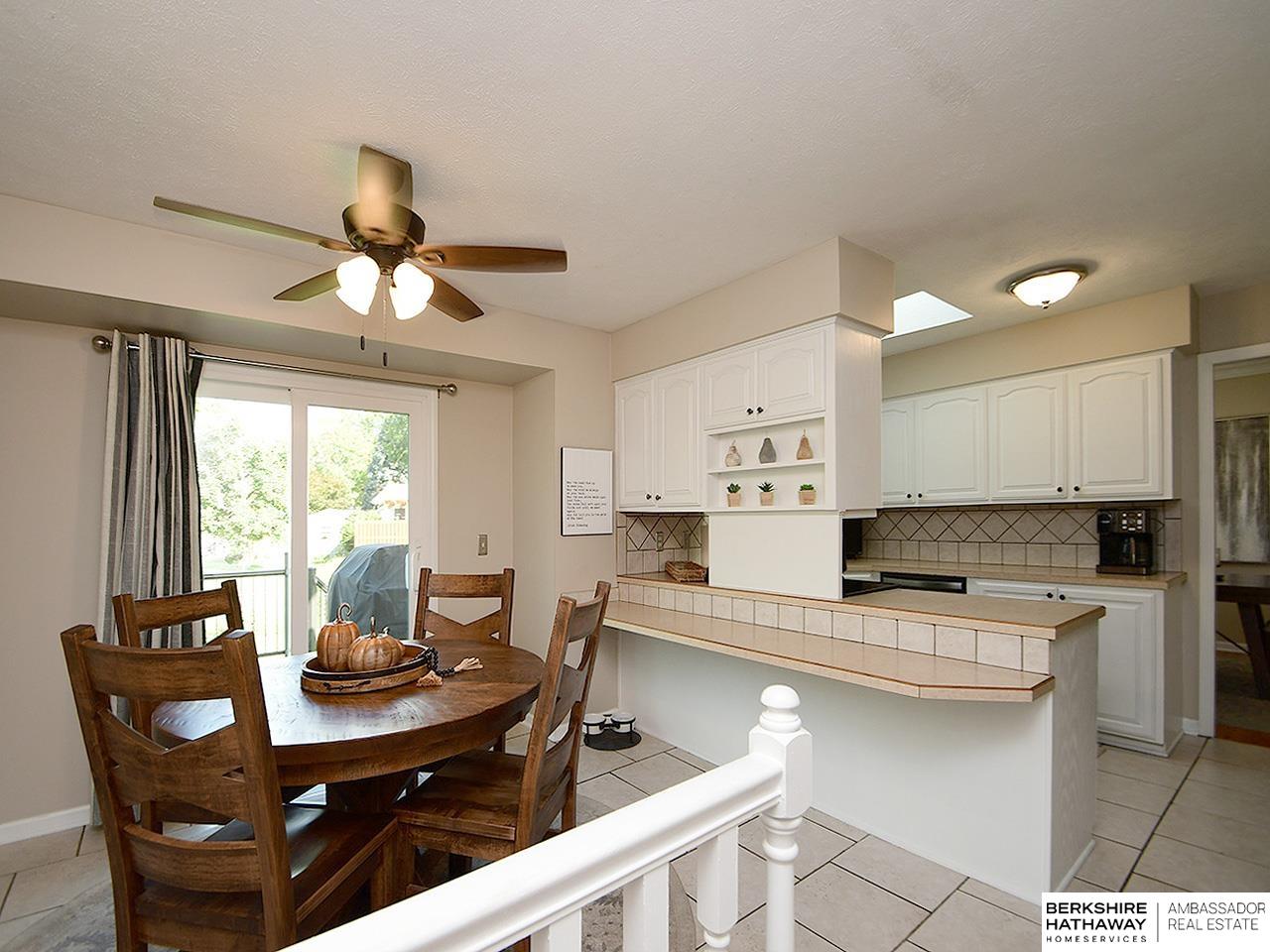 Omaha, Nebraska 68144, United States, 4 Bedrooms Bedrooms, ,2 BathroomsBathrooms,Residential,Pending,224091