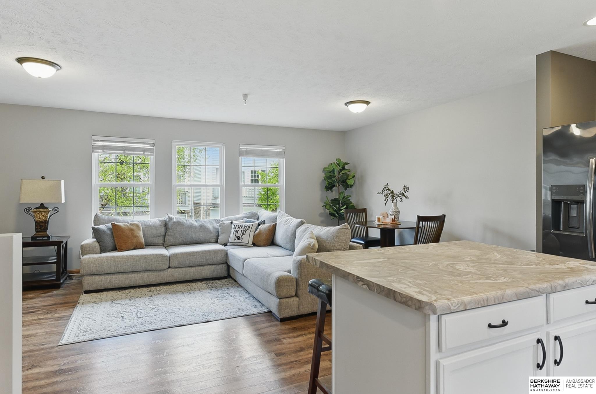 Omaha, Nebraska 68116, United States, 2 Bedrooms Bedrooms, ,2 BathroomsBathrooms,Residential,Pending,136917