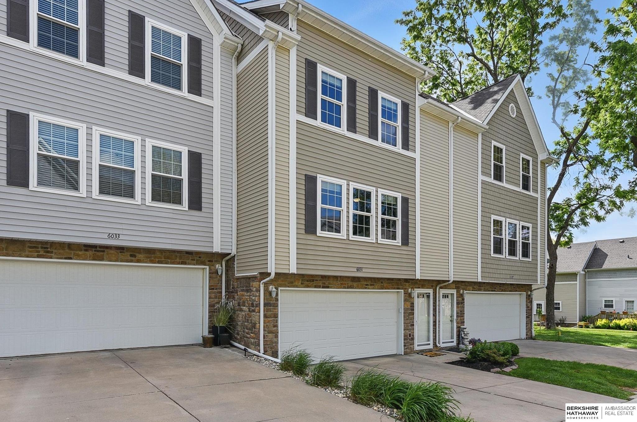 Omaha, Nebraska 68116, United States, 2 Bedrooms Bedrooms, ,2 BathroomsBathrooms,Residential,Pending,136917