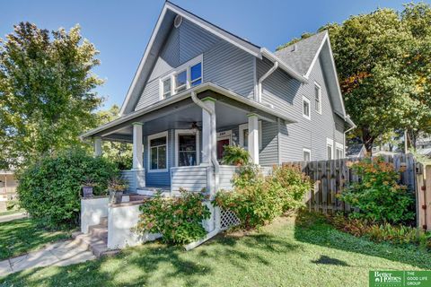 Photo of 2301 S 35th Avenue, Omaha, NE 68105 (MLS # 22532521)