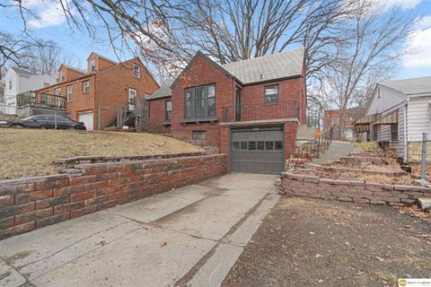 Photo of 3170 Stone Avenue, Omaha, NE 68111 (MLS # 22606138)
