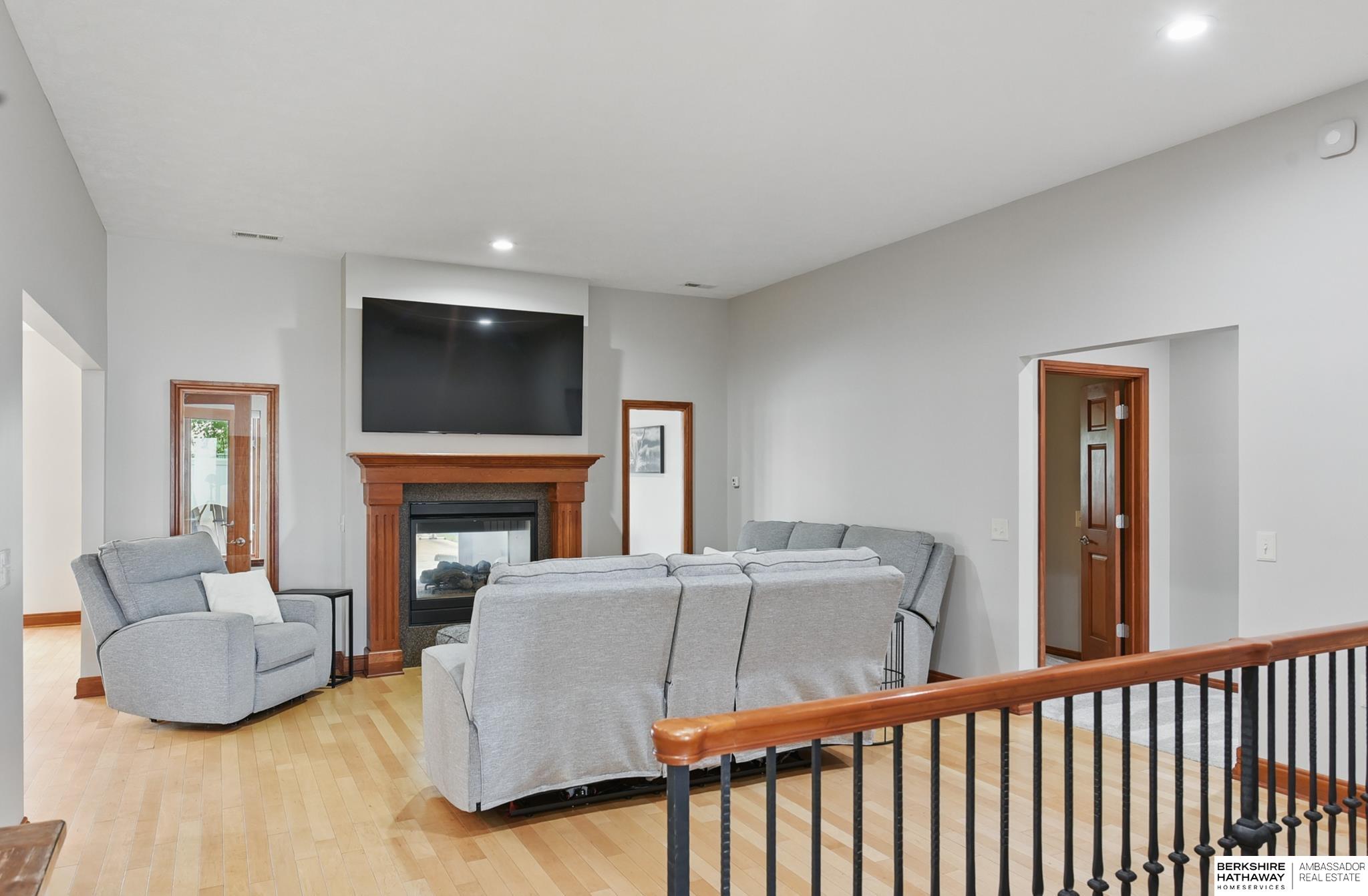 Papillion, Nebraska 68046, United States, 4 Bedrooms Bedrooms, ,3 BathroomsBathrooms,Residential,Active,127616