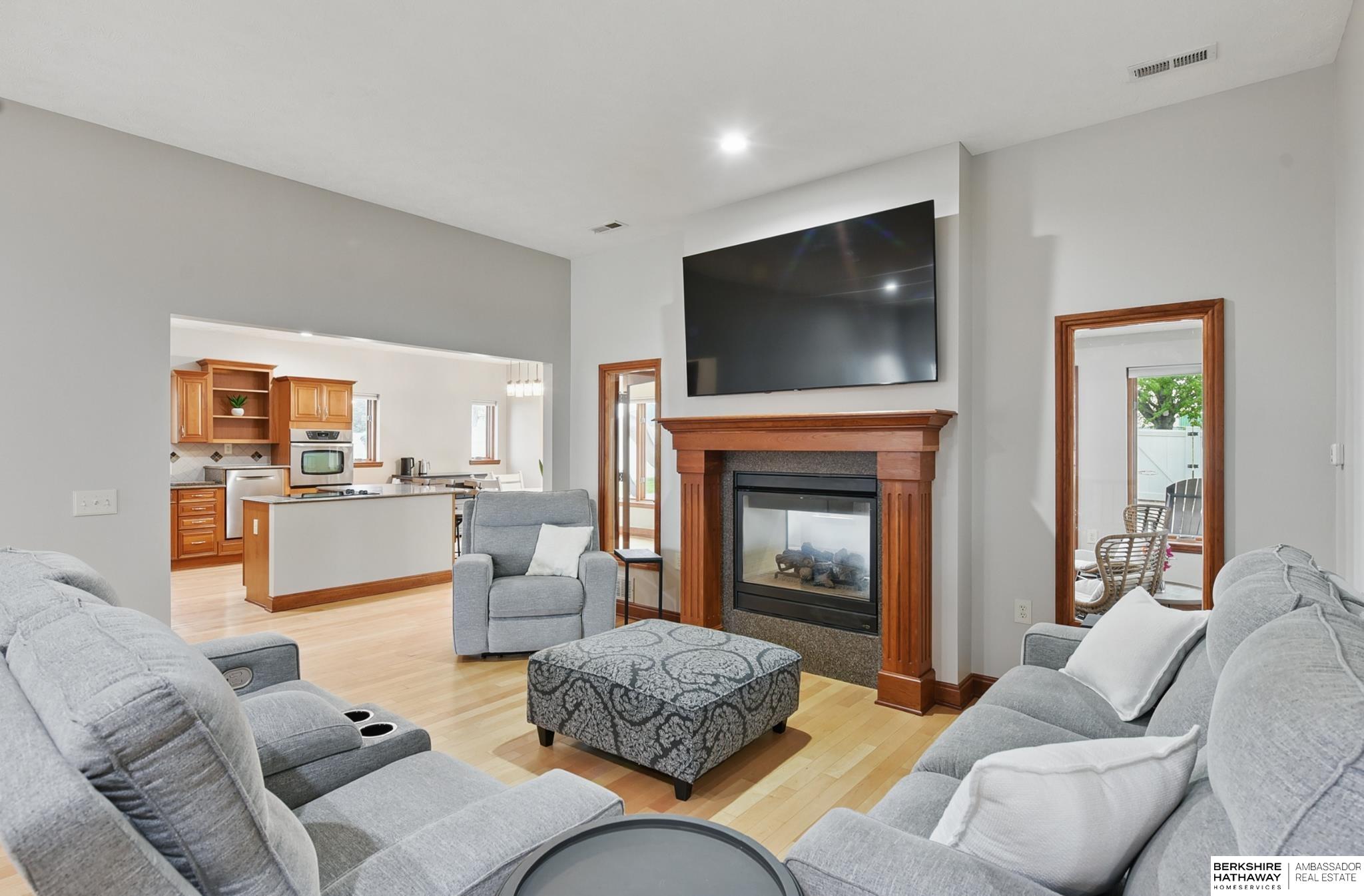 Papillion, Nebraska 68046, United States, 4 Bedrooms Bedrooms, ,3 BathroomsBathrooms,Residential,Active,127616