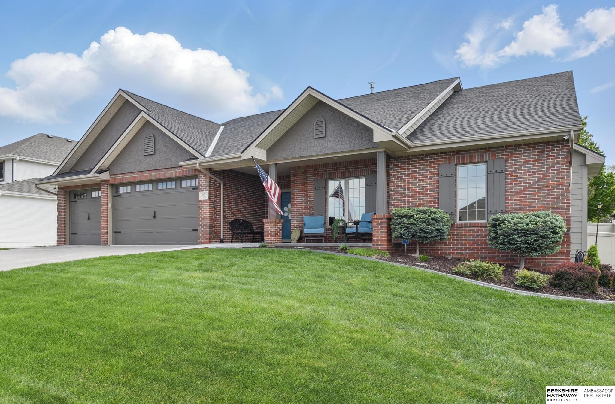 Papillion, Nebraska 68046, United States, 4 Bedrooms Bedrooms, ,3 BathroomsBathrooms,Residential,Active,127616