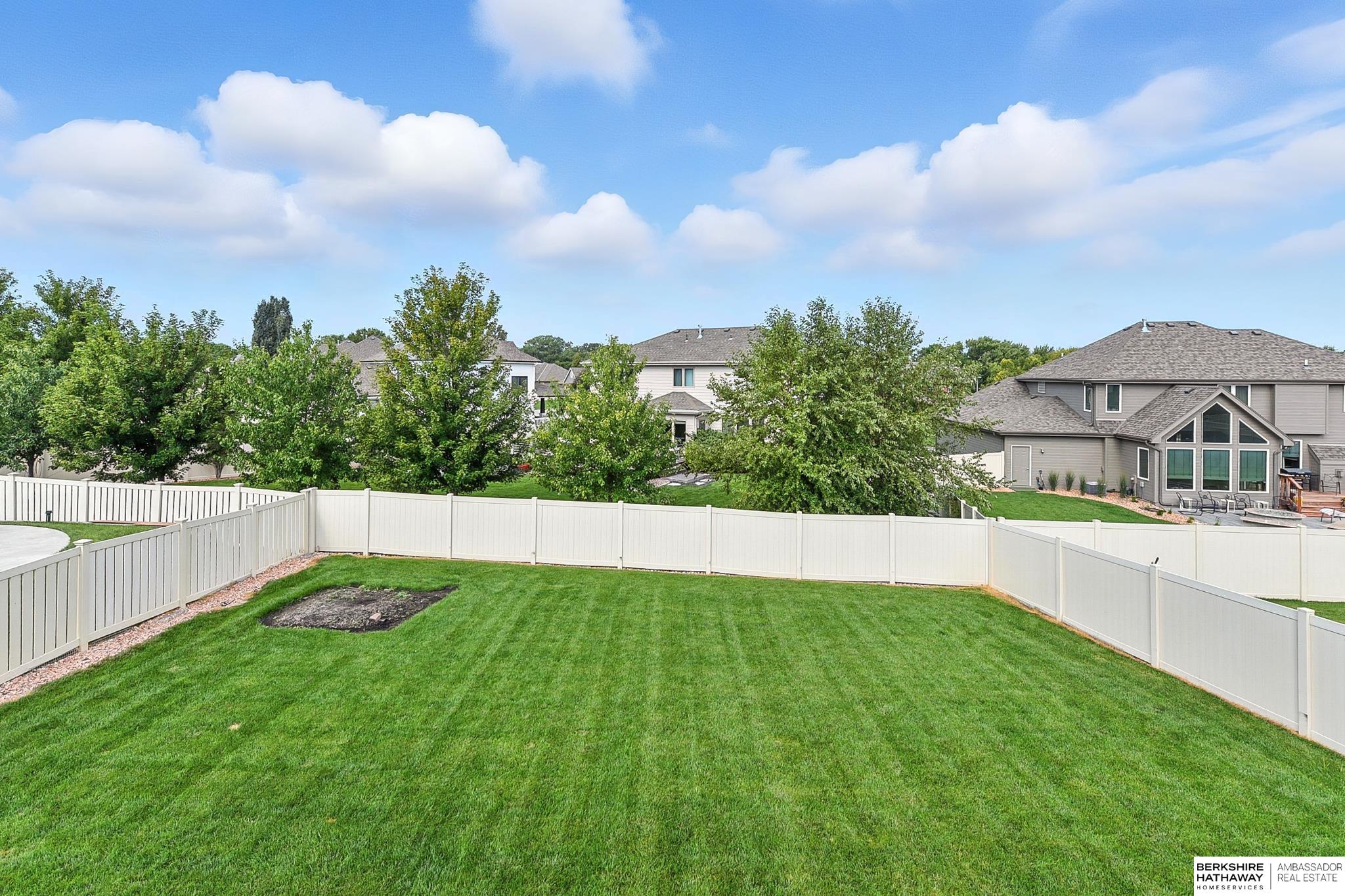 Gretna, Nebraska 68028, United States, 5 Bedrooms Bedrooms, ,3 BathroomsBathrooms,Residential,Active,213525