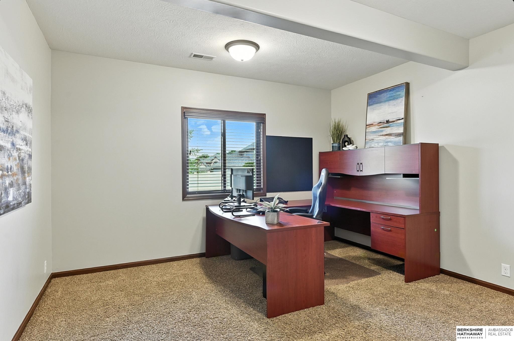 Gretna, Nebraska 68028, United States, 5 Bedrooms Bedrooms, ,3 BathroomsBathrooms,Residential,Active,213525