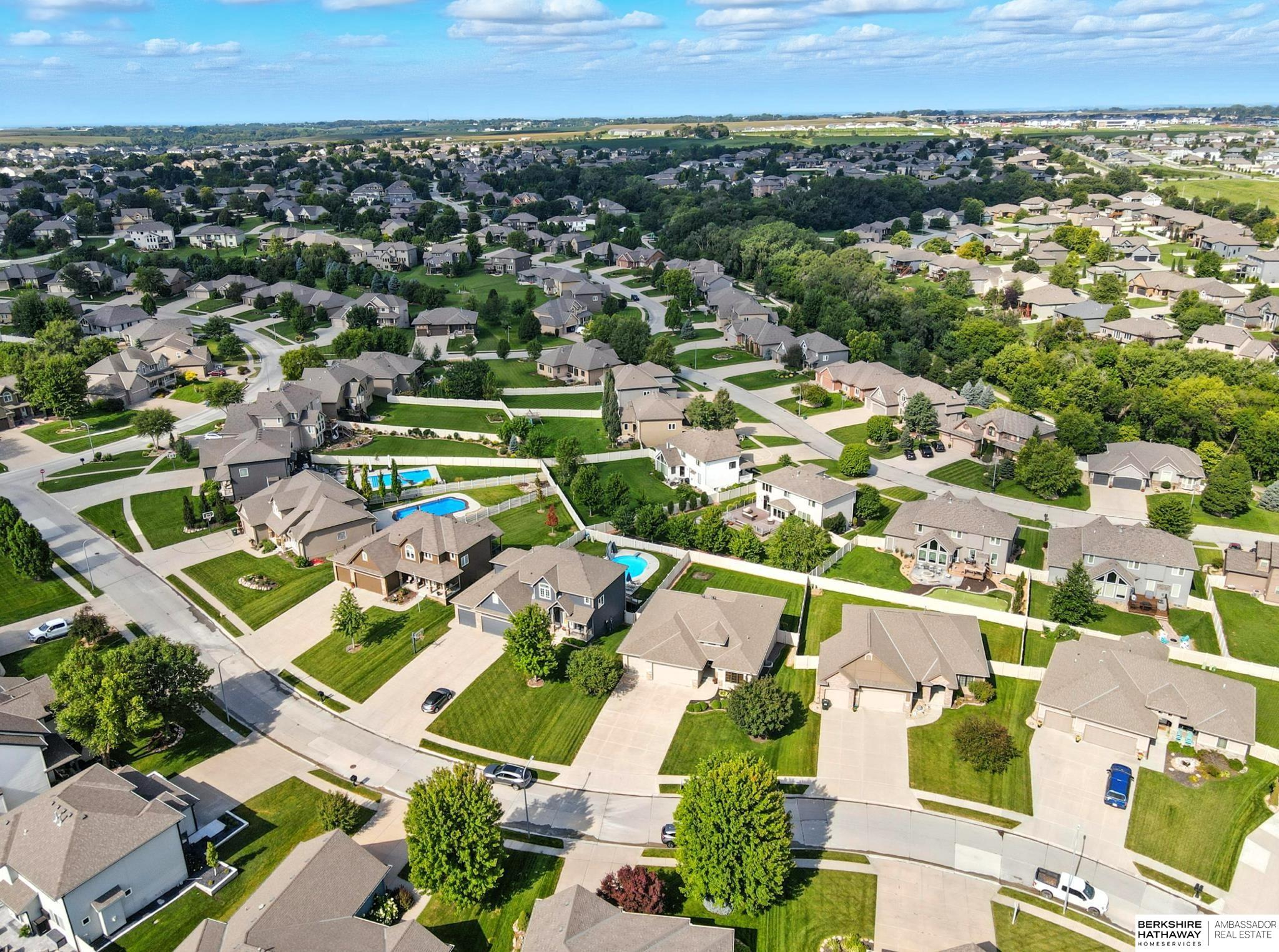 Gretna, Nebraska 68028, United States, 5 Bedrooms Bedrooms, ,3 BathroomsBathrooms,Residential,Active,213525