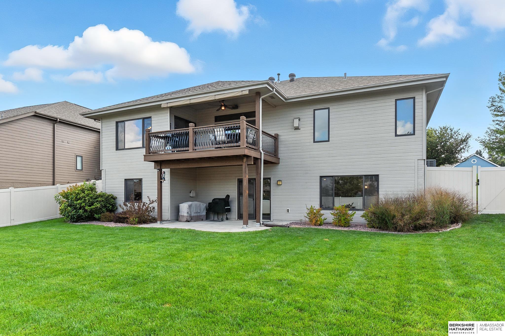 Gretna, Nebraska 68028, United States, 5 Bedrooms Bedrooms, ,3 BathroomsBathrooms,Residential,Active,213525