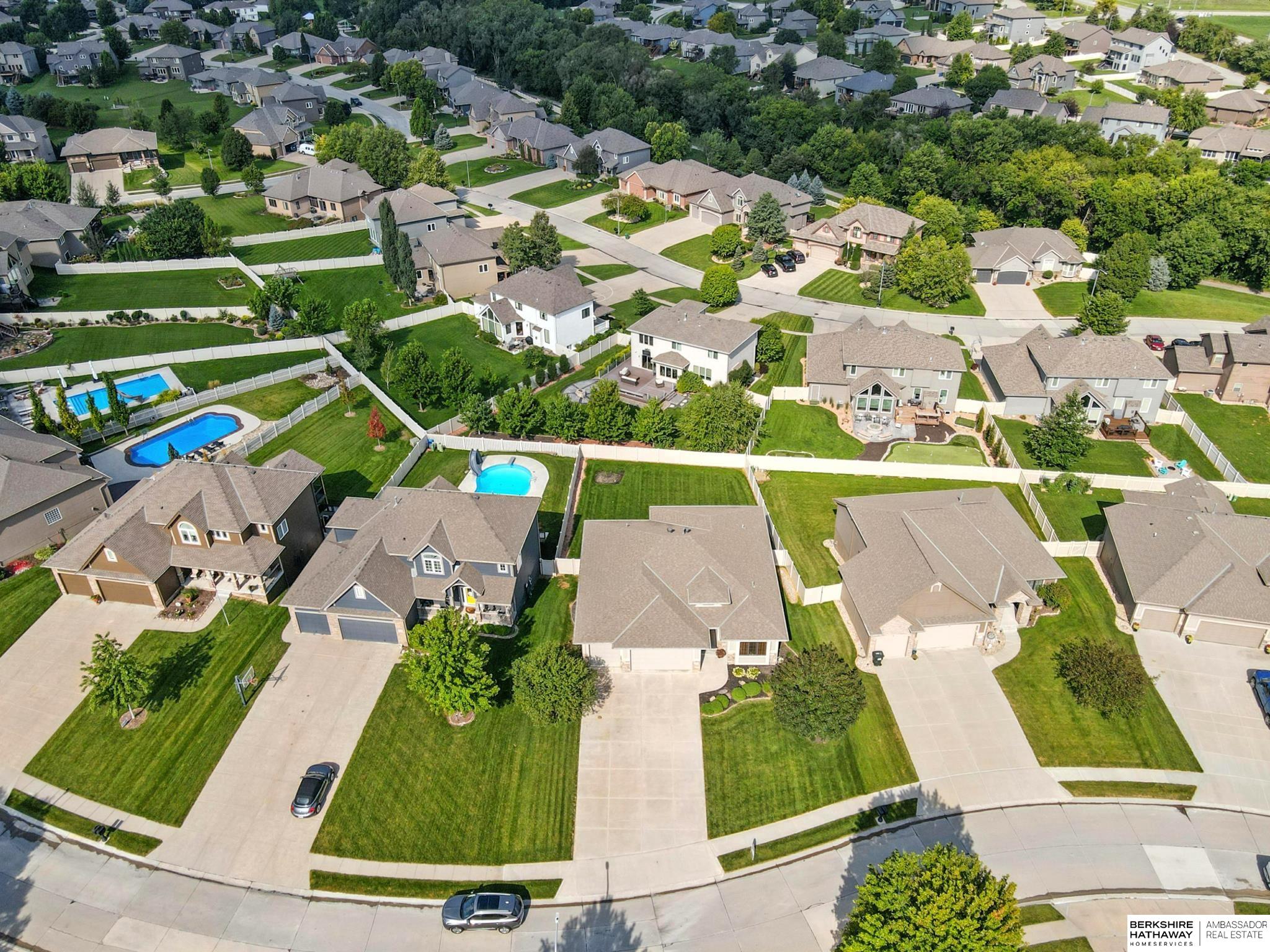 Gretna, Nebraska 68028, United States, 5 Bedrooms Bedrooms, ,3 BathroomsBathrooms,Residential,Active,213525