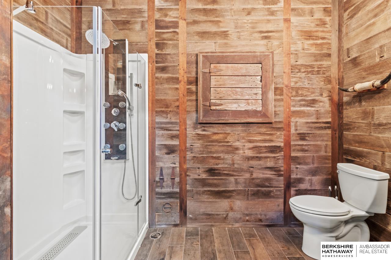 Omaha, Nebraska 68142, United States, 5 Bedrooms Bedrooms, ,4 BathroomsBathrooms,Residential,Pending,125551