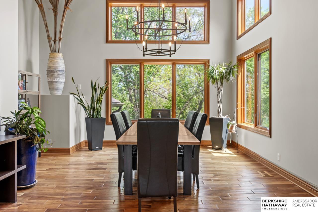 Omaha, Nebraska 68142, United States, 5 Bedrooms Bedrooms, ,4 BathroomsBathrooms,Residential,Pending,125551