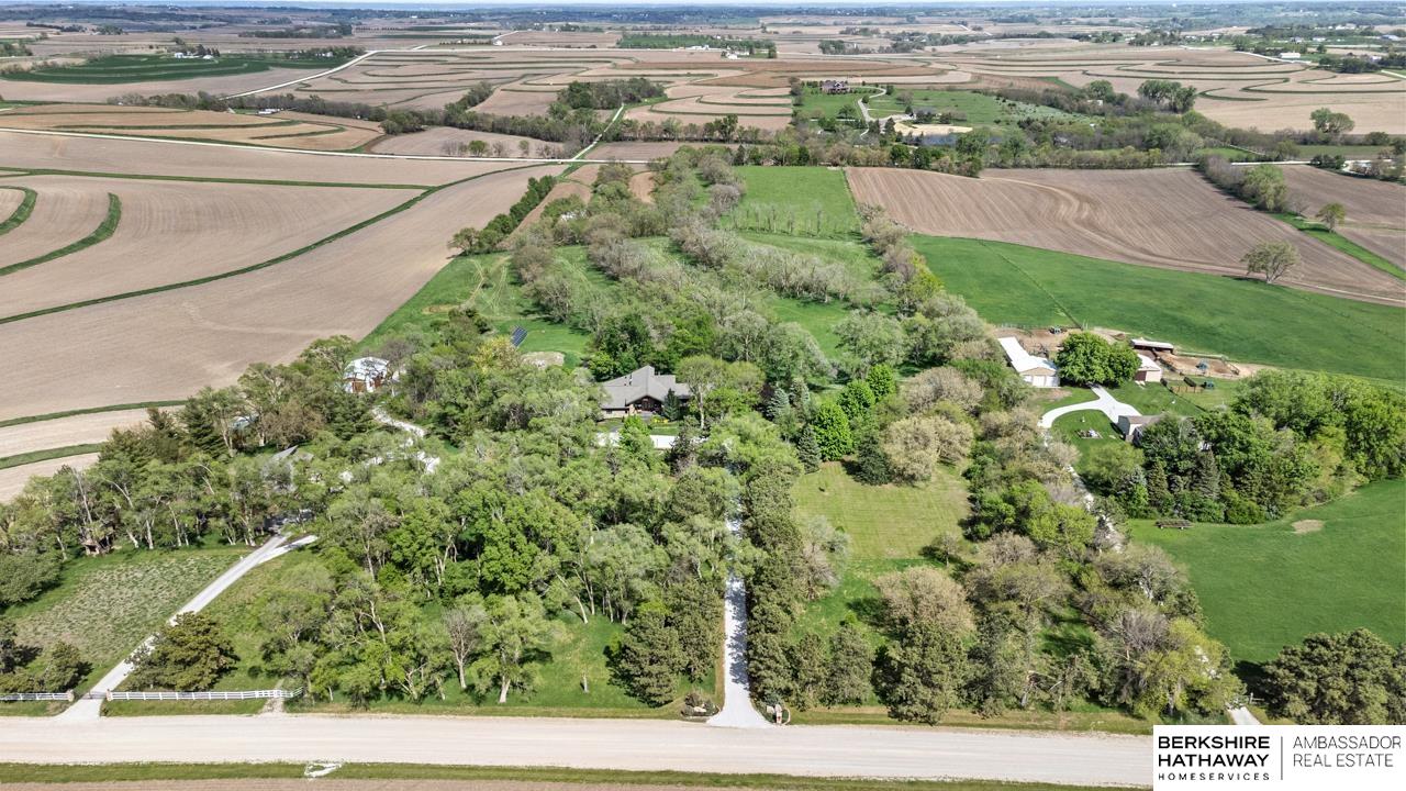 Omaha, Nebraska 68142, United States, 5 Bedrooms Bedrooms, ,4 BathroomsBathrooms,Residential,Pending,125551