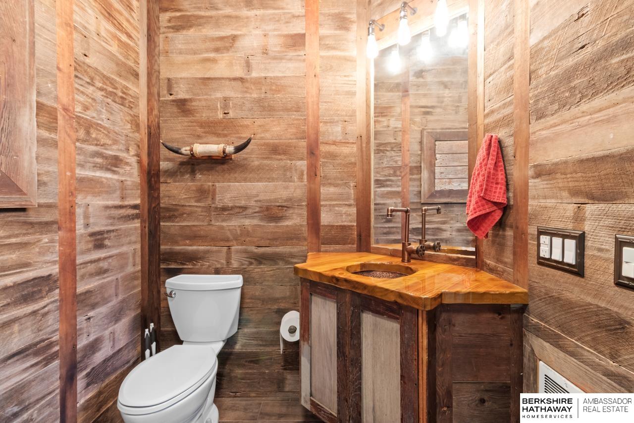 Omaha, Nebraska 68142, United States, 5 Bedrooms Bedrooms, ,4 BathroomsBathrooms,Residential,Pending,125551