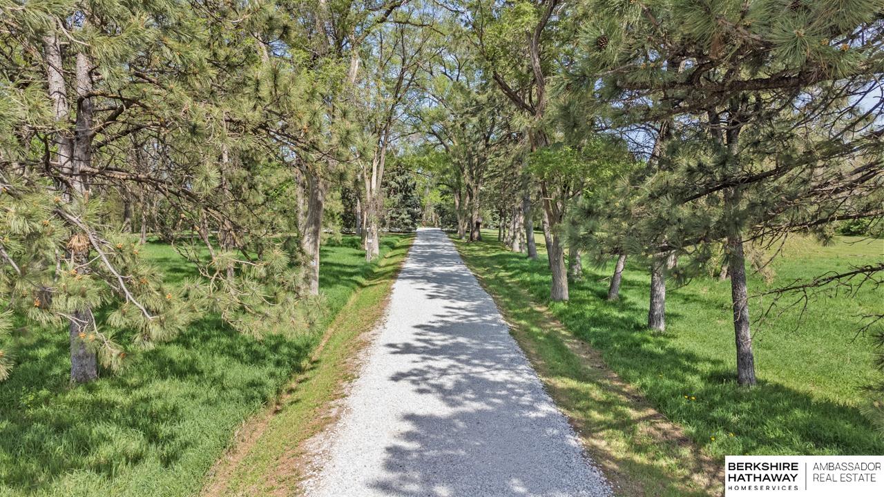 Omaha, Nebraska 68142, United States, 5 Bedrooms Bedrooms, ,4 BathroomsBathrooms,Residential,Pending,125551