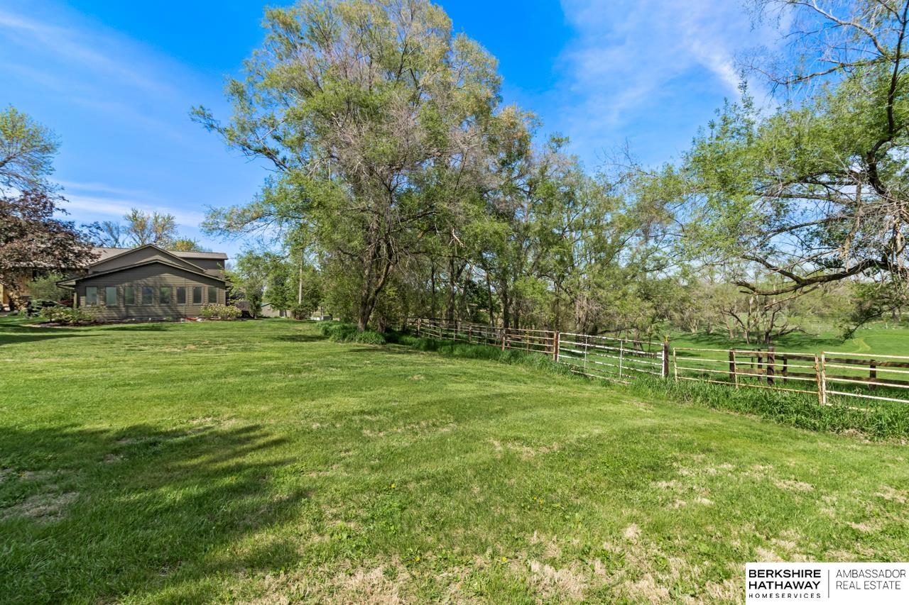 Omaha, Nebraska 68142, United States, 5 Bedrooms Bedrooms, ,4 BathroomsBathrooms,Residential,Pending,125551