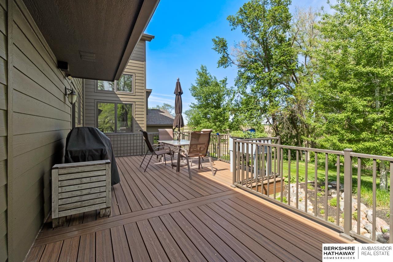 Omaha, Nebraska 68142, United States, 5 Bedrooms Bedrooms, ,4 BathroomsBathrooms,Residential,Pending,125551