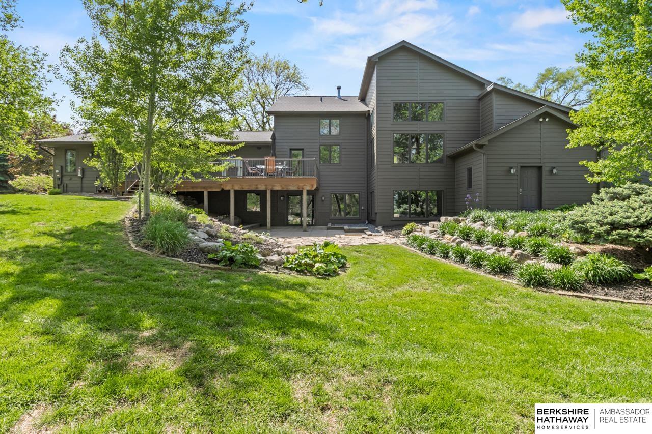 Omaha, Nebraska 68142, United States, 5 Bedrooms Bedrooms, ,4 BathroomsBathrooms,Residential,Pending,125551