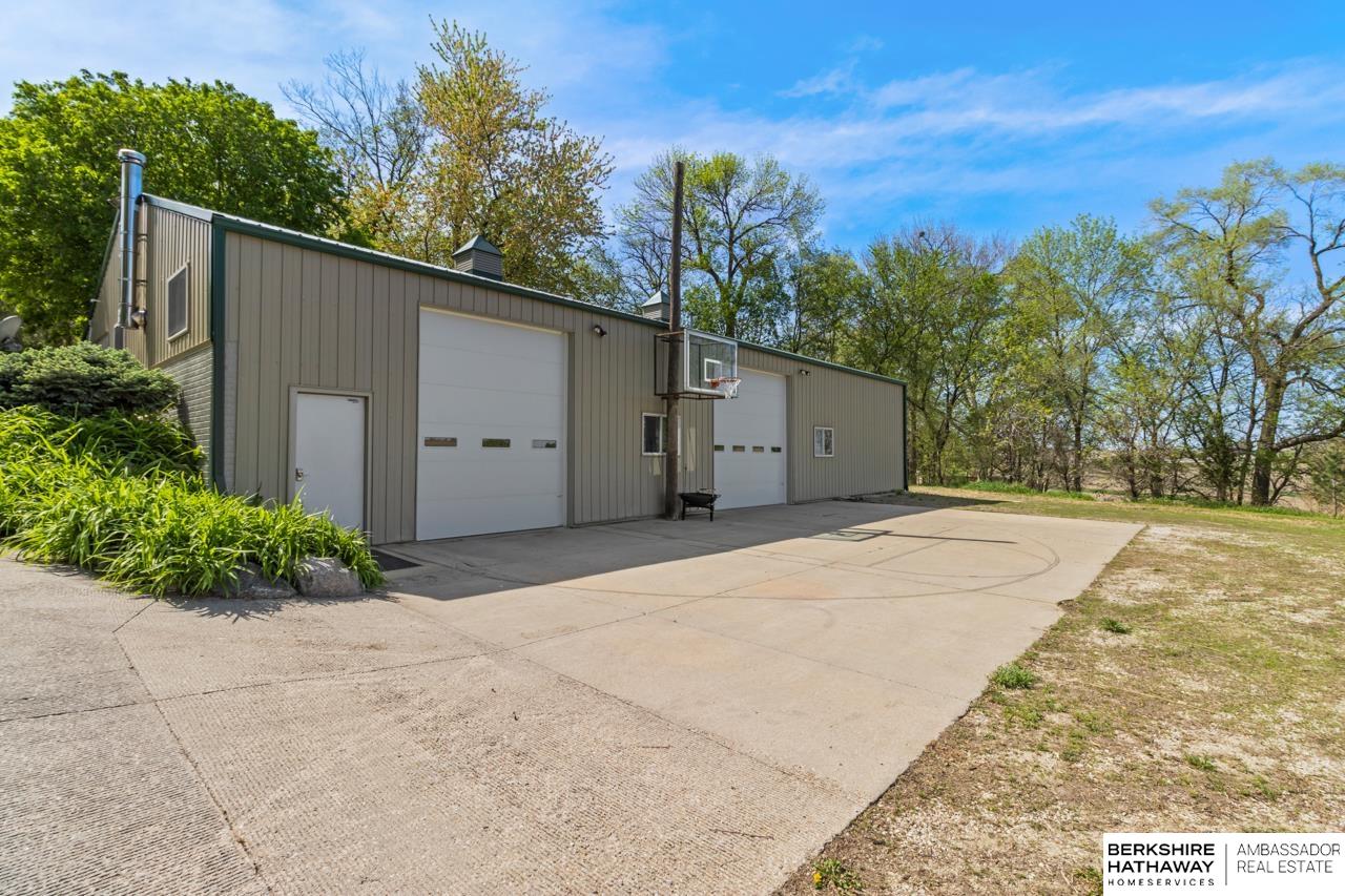 Omaha, Nebraska 68142, United States, 5 Bedrooms Bedrooms, ,4 BathroomsBathrooms,Residential,Pending,125551