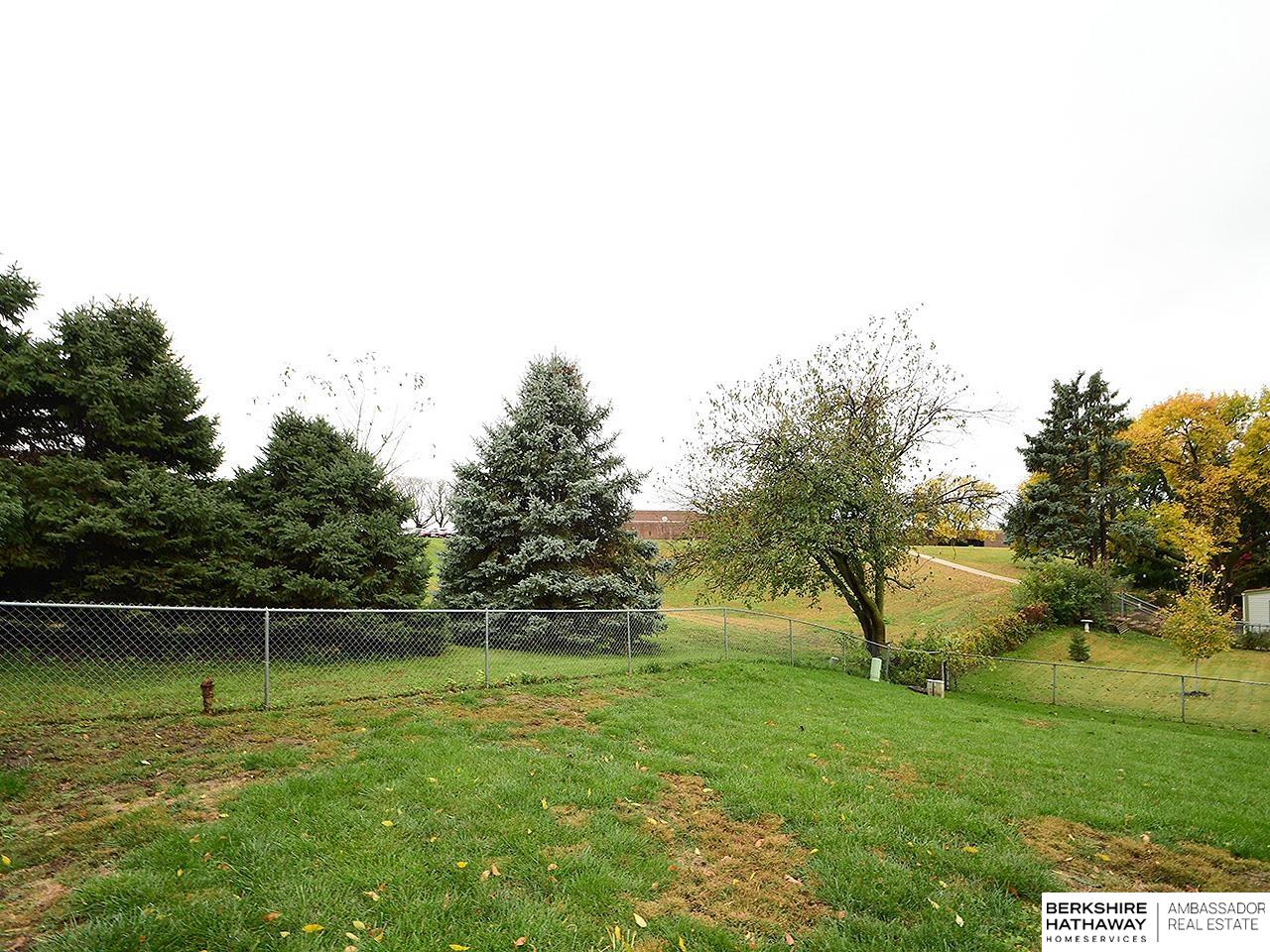 Omaha, Nebraska 68164, United States, 3 Bedrooms Bedrooms, ,2 BathroomsBathrooms,Residential,Active,235778