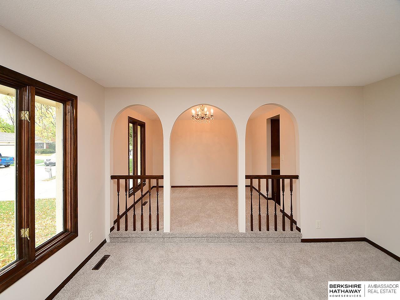 Omaha, Nebraska 68164, United States, 3 Bedrooms Bedrooms, ,2 BathroomsBathrooms,Residential,Active,235778