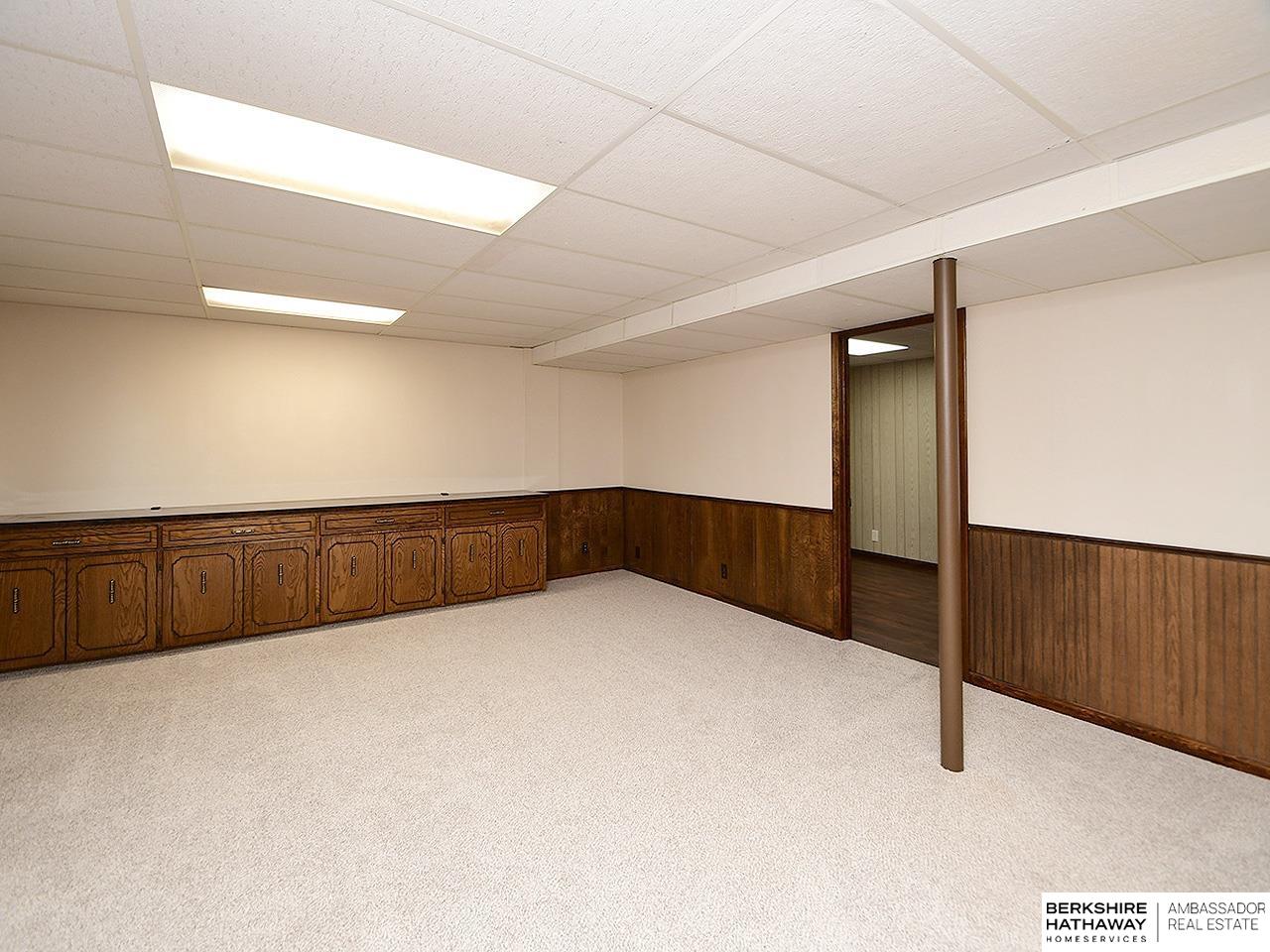 Omaha, Nebraska 68164, United States, 3 Bedrooms Bedrooms, ,2 BathroomsBathrooms,Residential,Active,235778