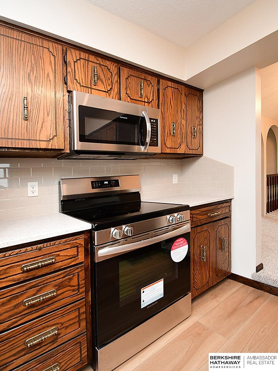 Omaha, Nebraska 68164, United States, 3 Bedrooms Bedrooms, ,2 BathroomsBathrooms,Residential,Active,235778