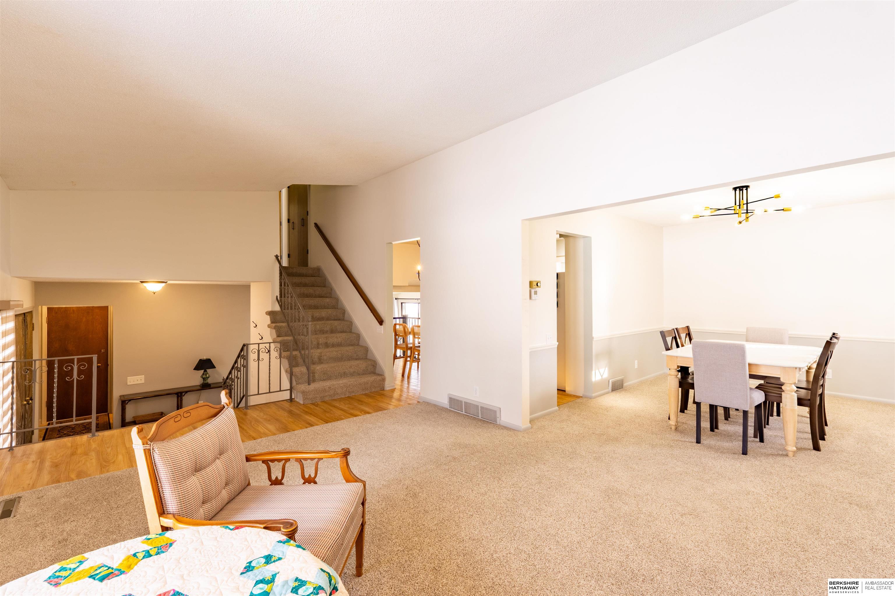 Omaha, Nebraska 68144, United States, 3 Bedrooms Bedrooms, ,2 BathroomsBathrooms,Residential,Active,250828