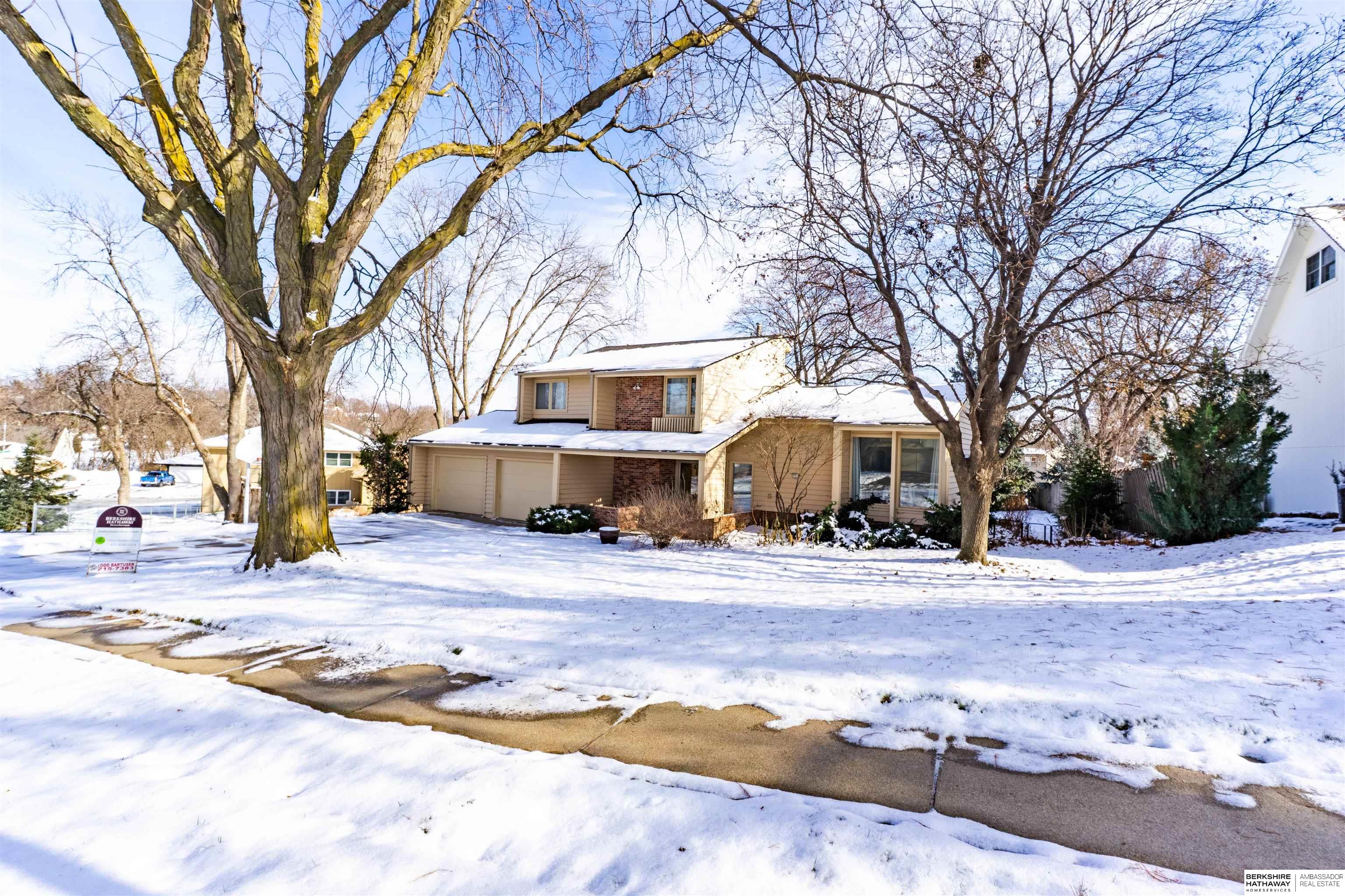 Omaha, Nebraska 68144, United States, 3 Bedrooms Bedrooms, ,2 BathroomsBathrooms,Residential,Active,250828