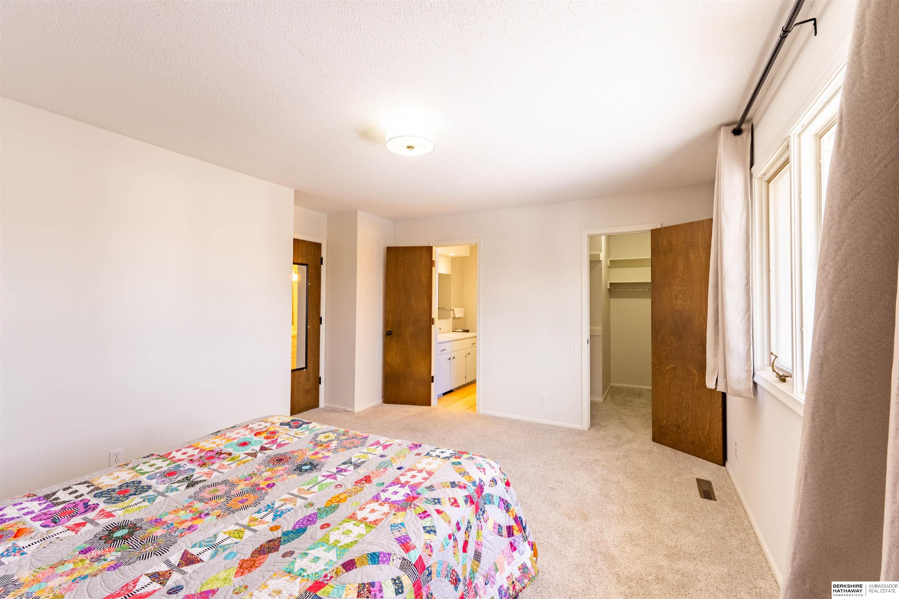 Omaha, Nebraska 68144, United States, 3 Bedrooms Bedrooms, ,2 BathroomsBathrooms,Residential,Active,250828