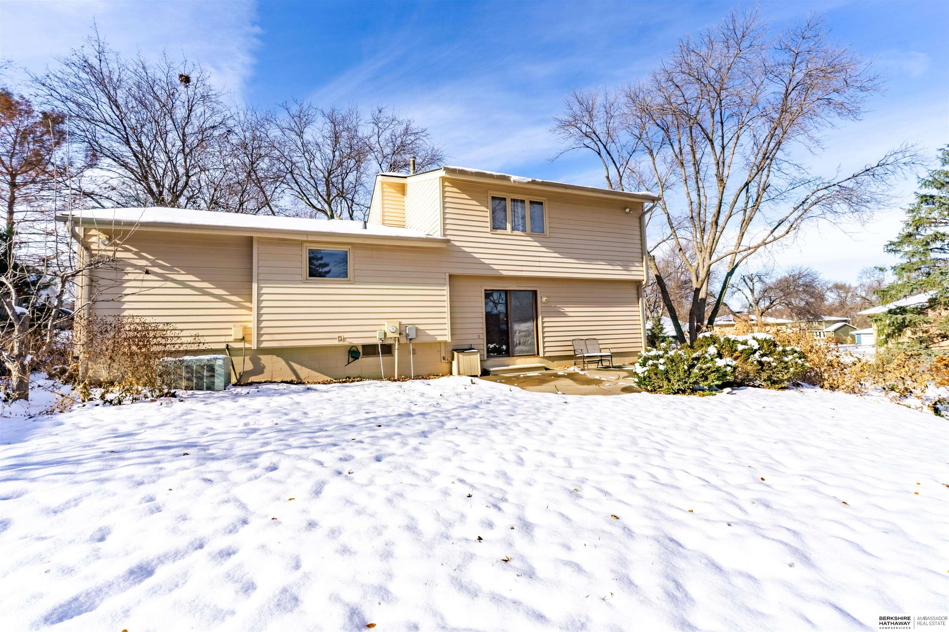 Omaha, Nebraska 68144, United States, 3 Bedrooms Bedrooms, ,2 BathroomsBathrooms,Residential,Active,250828