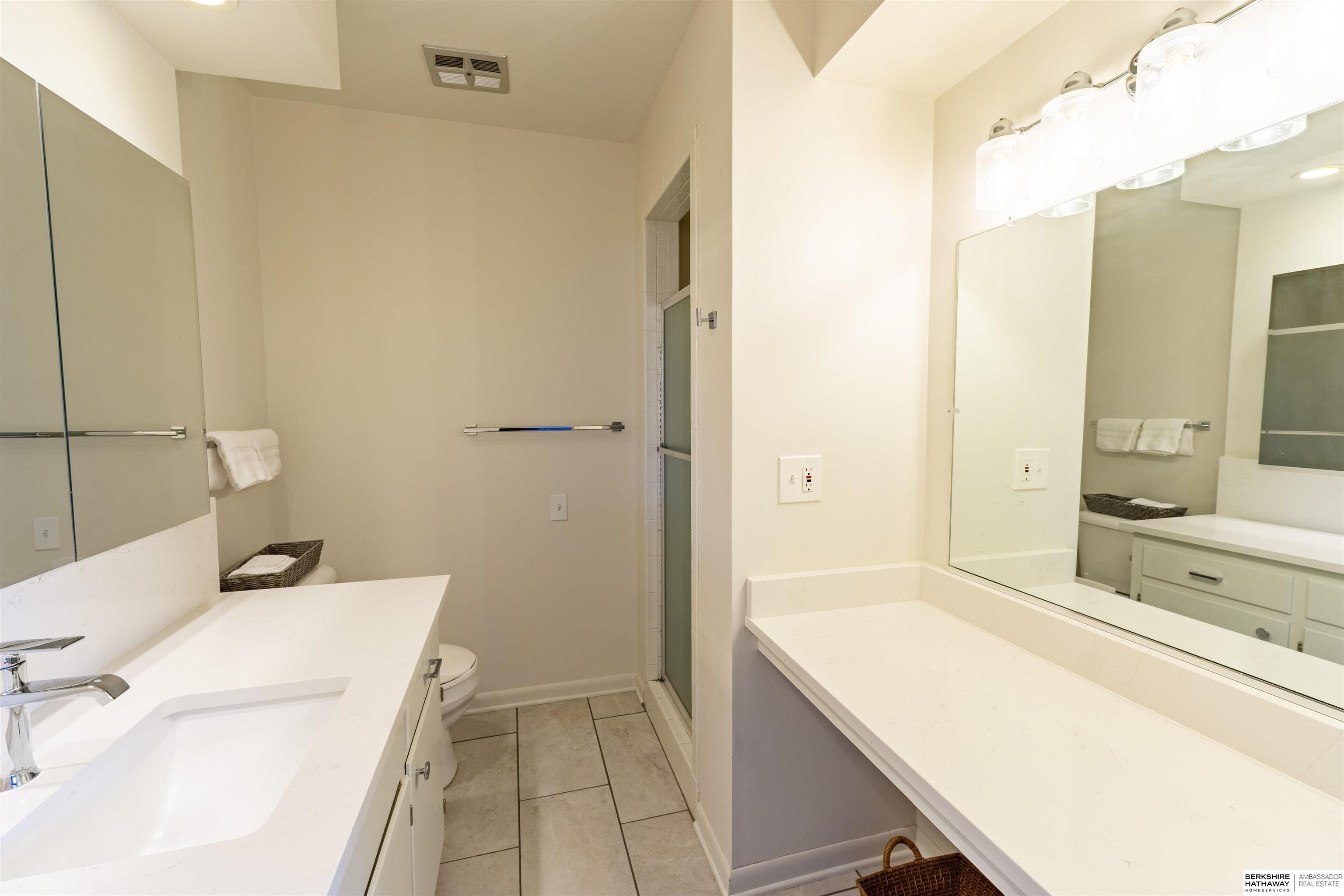 Omaha, Nebraska 68144, United States, 3 Bedrooms Bedrooms, ,2 BathroomsBathrooms,Residential,Active,250828