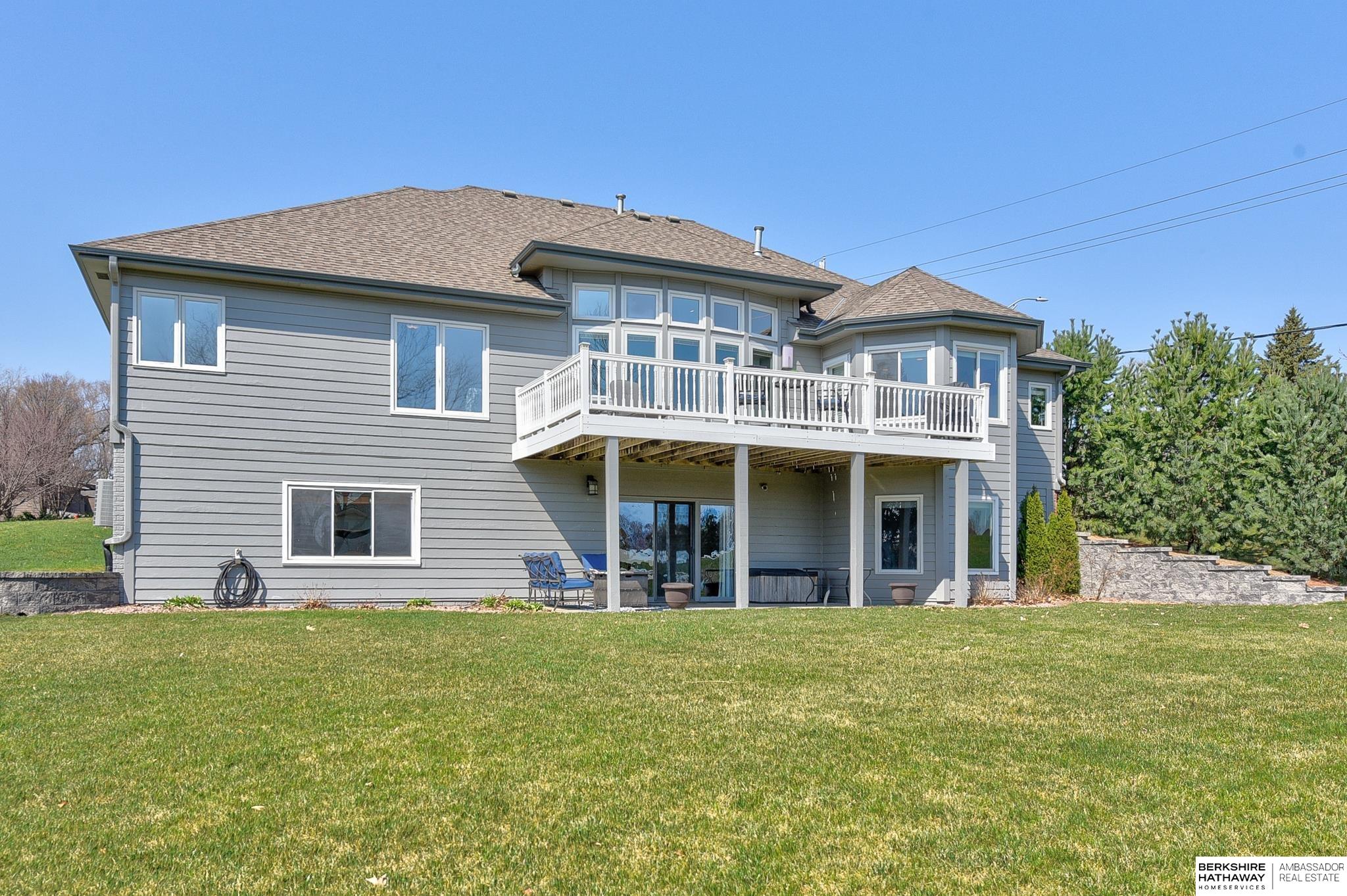 Omaha, Nebraska 68136, United States, 3 Bedrooms Bedrooms, ,3 BathroomsBathrooms,Residential,Active,183578