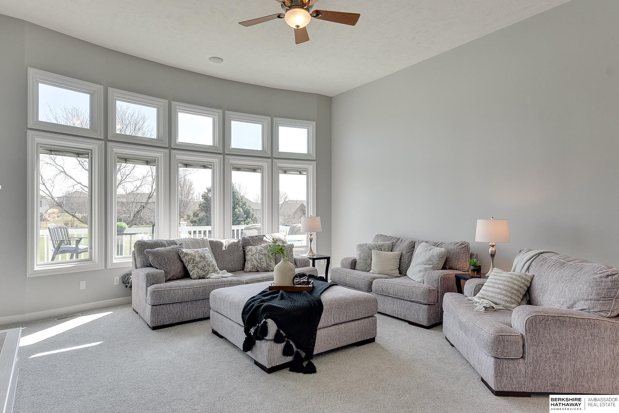 Omaha, Nebraska 68136, United States, 3 Bedrooms Bedrooms, ,3 BathroomsBathrooms,Residential,Active,183578