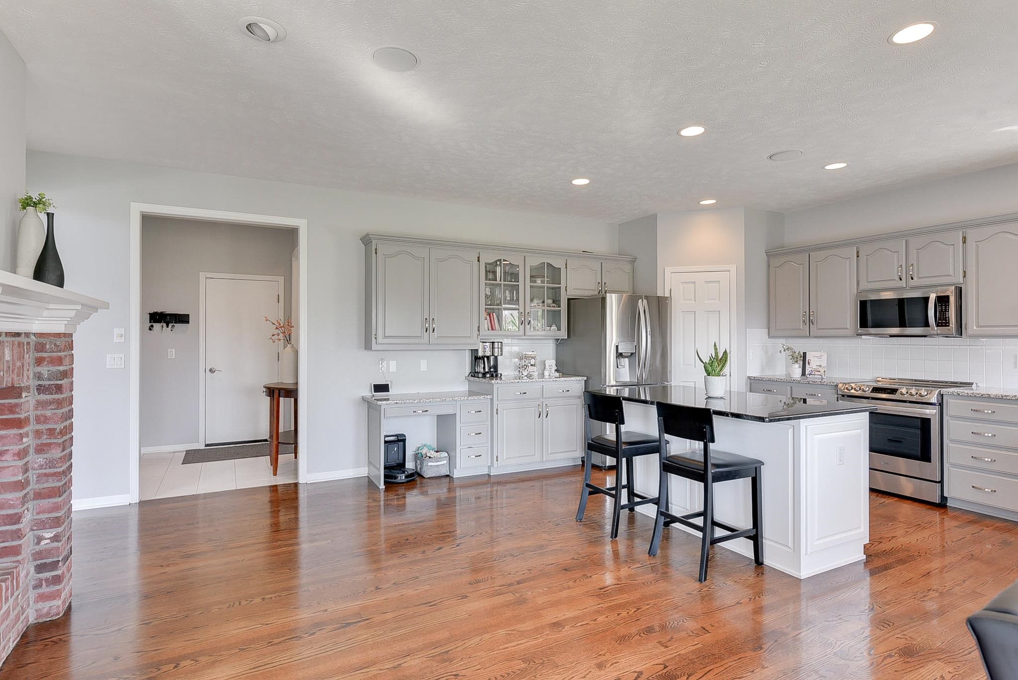 Omaha, Nebraska 68136, United States, 3 Bedrooms Bedrooms, ,3 BathroomsBathrooms,Residential,Active,183578