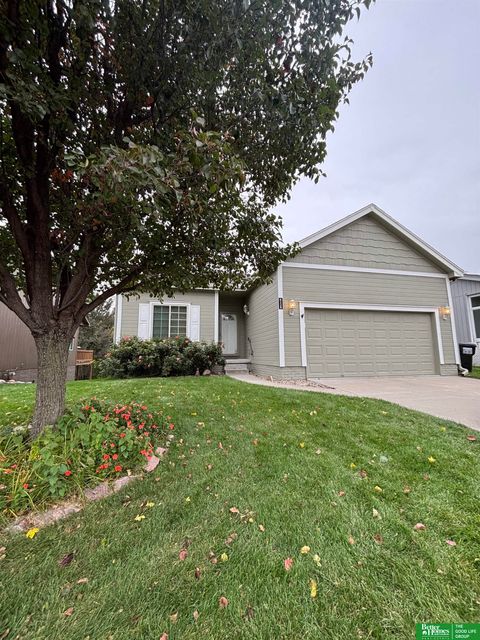 Photo of 6128 S 190th Terrace, Omaha, NE 68135 (MLS # 22530852) Photo of 6128 S 190th Terrace, Omaha, NE 68135 (MLS # 22530852)
