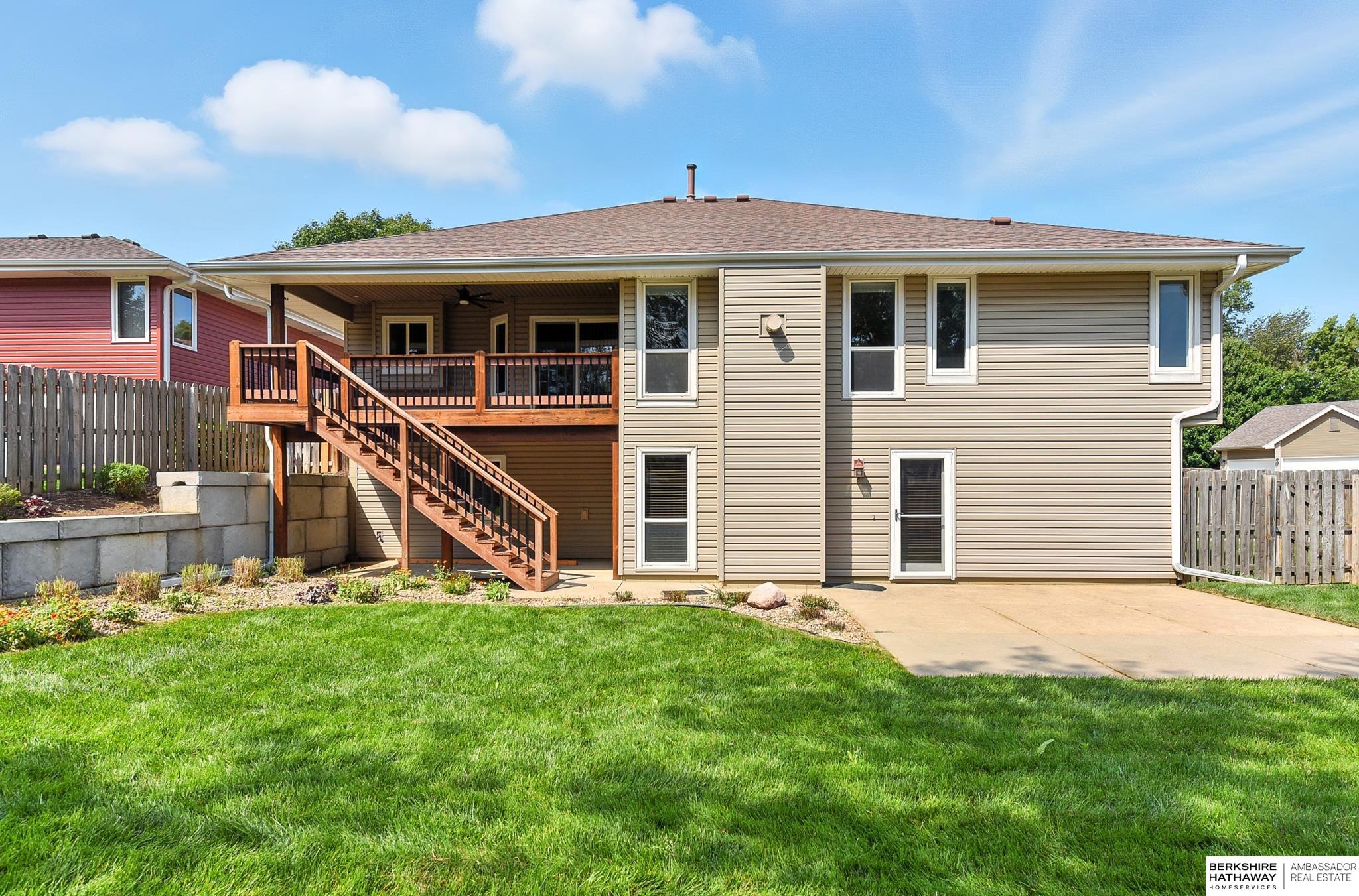 La Vista, Nebraska 68128, United States, 4 Bedrooms Bedrooms, ,3 BathroomsBathrooms,Residential,Active,192577